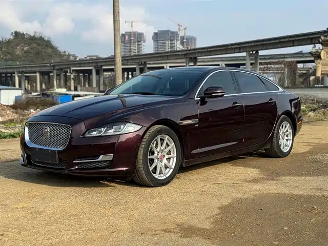 jaguar xj