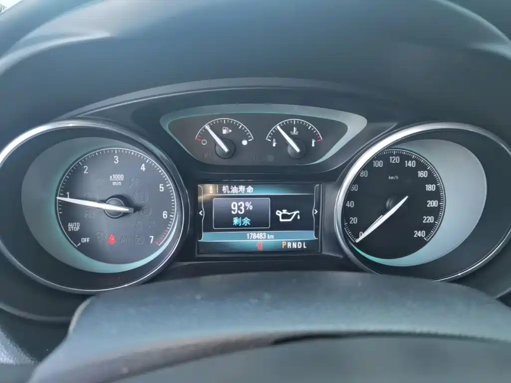 Buick Envision Plus — миниатюра 12