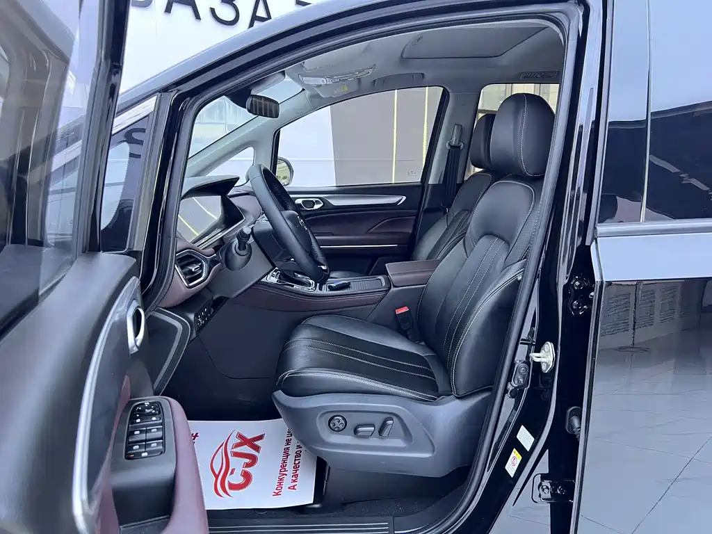 GAC Motor Trumpchi M6 — миниатюра 7