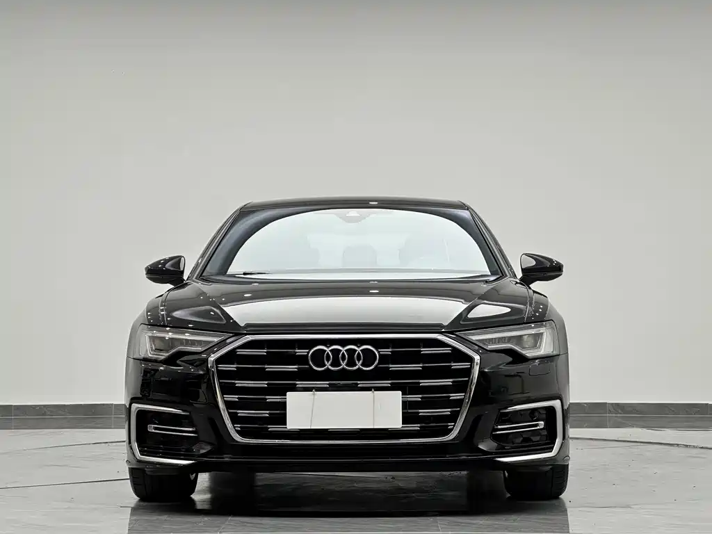 Audi A6L 2023 40 TFSI Luxury