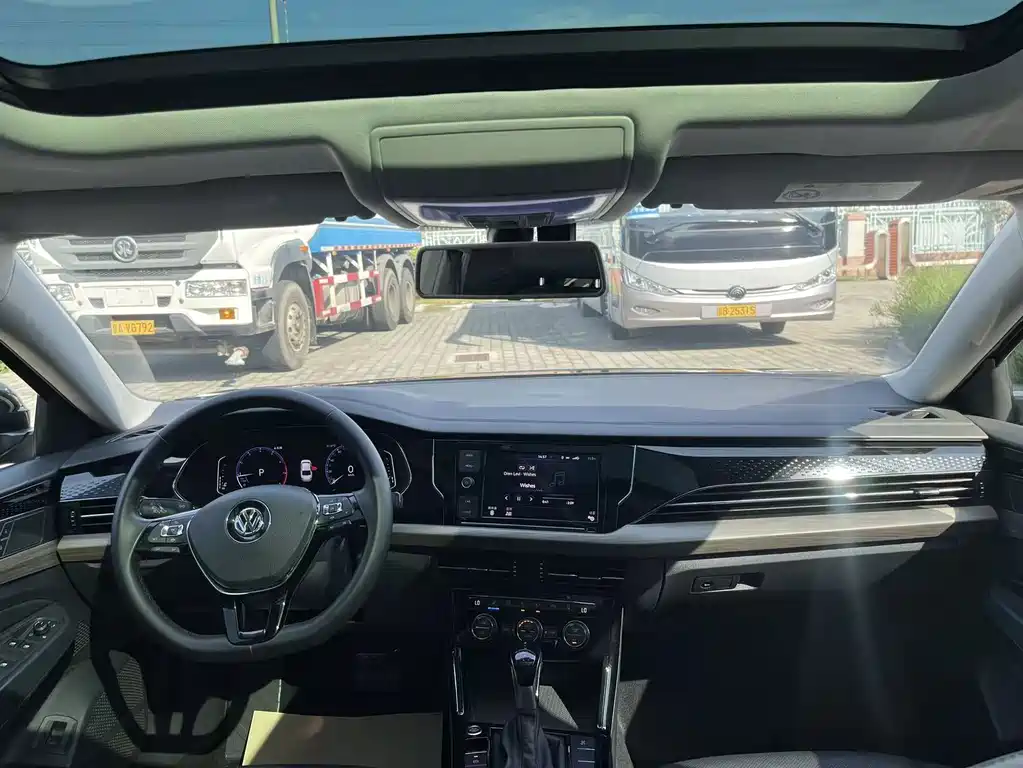 Volkswagen Passat — миниатюра 16