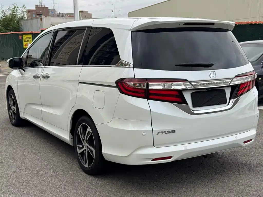 Honda Odyssey — миниатюра 7
