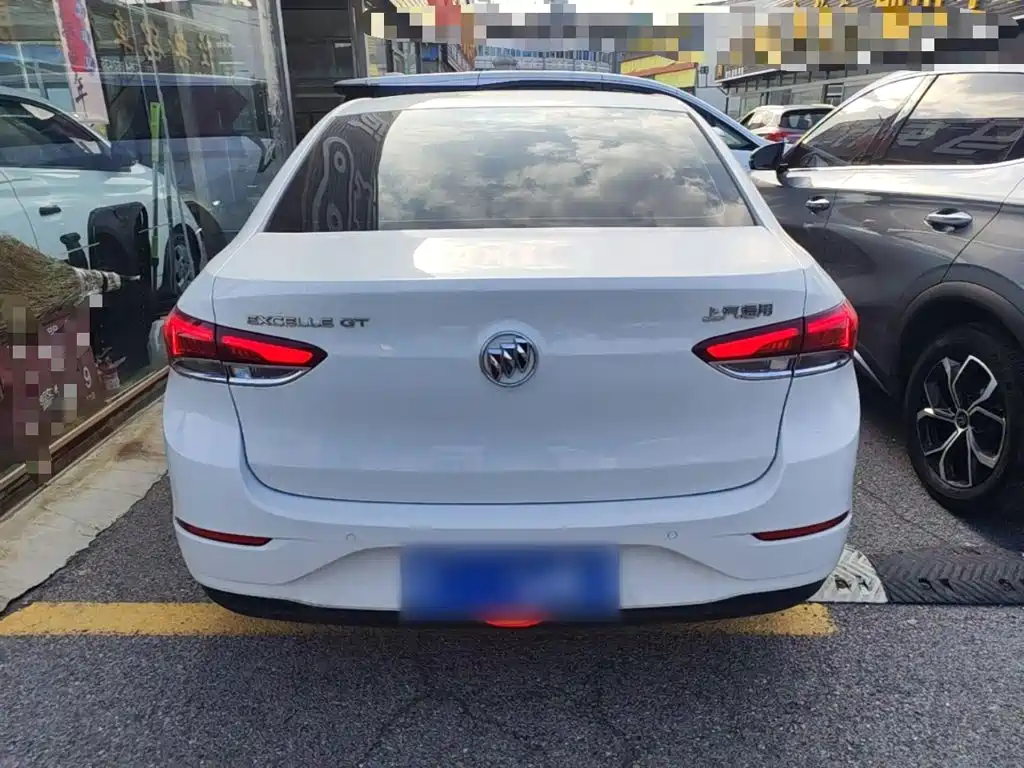 Buick Excelle — миниатюра 6