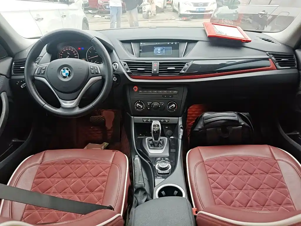 BMW X1 — миниатюра 10
