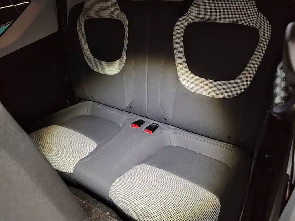 Wuling MINIEV — миниатюра 17