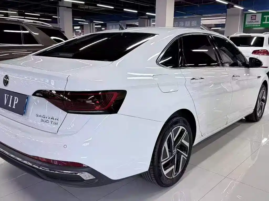 Volkswagen Sagitar — миниатюра 9