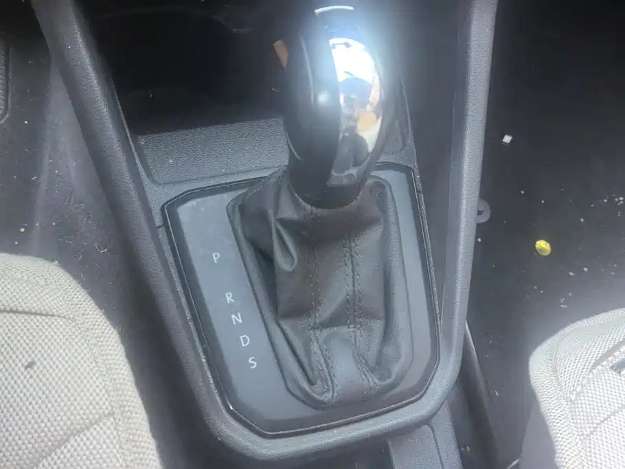 Volkswagen Jetta — миниатюра 16