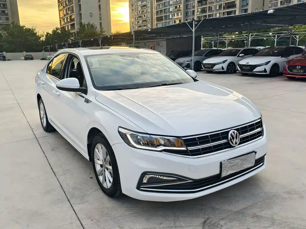Volkswagen Bora — миниатюра 3