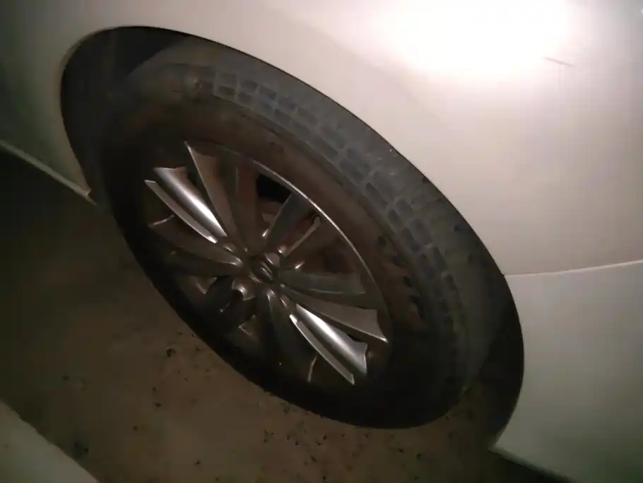 Citroen C4L — миниатюра 6