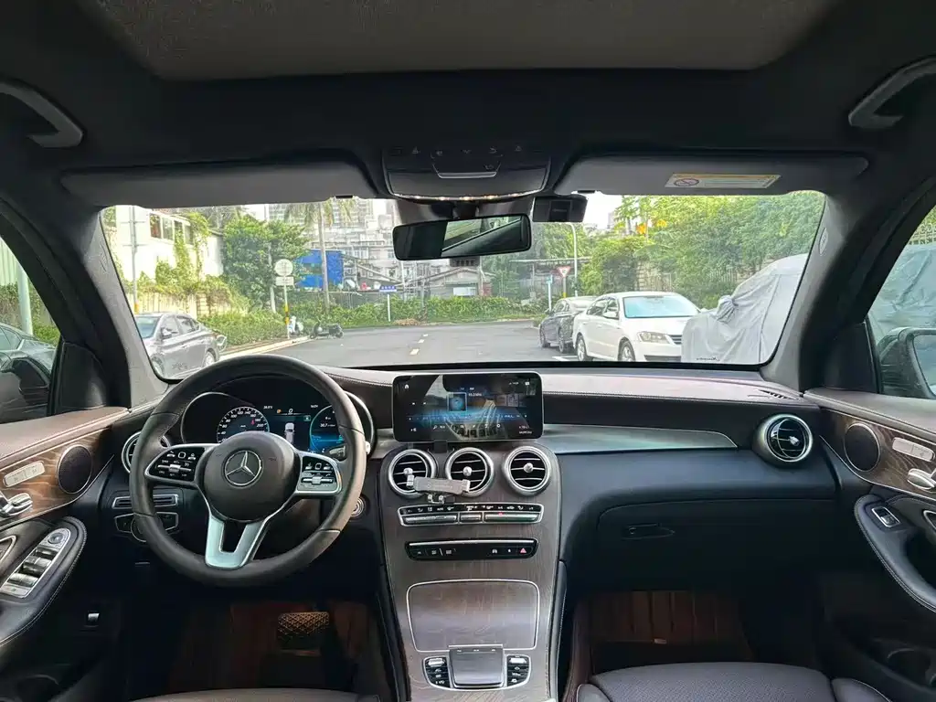 Mercedes-Benz GLC — миниатюра 6
