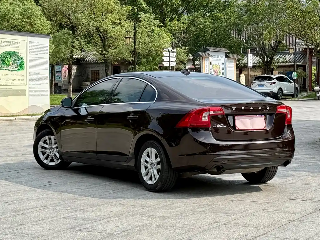 Volvo S60 2018 S60L T3