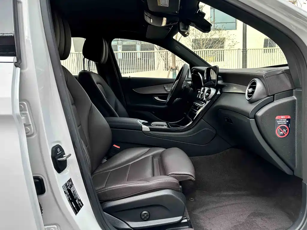 Mercedes-Benz GLC 2021 GLC 260 L 4MATIC