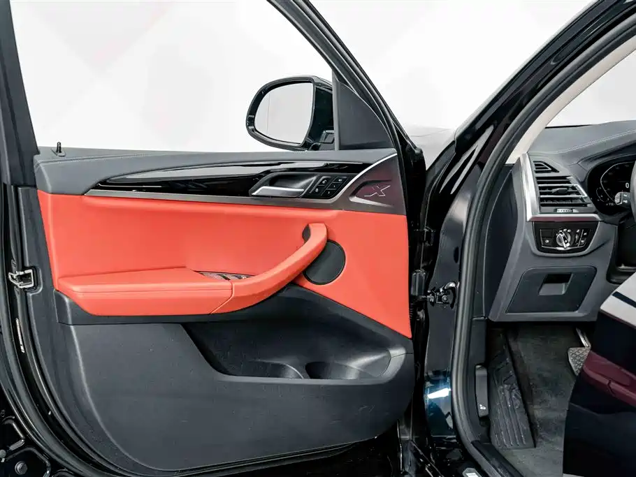 BMW X3 — миниатюра 15