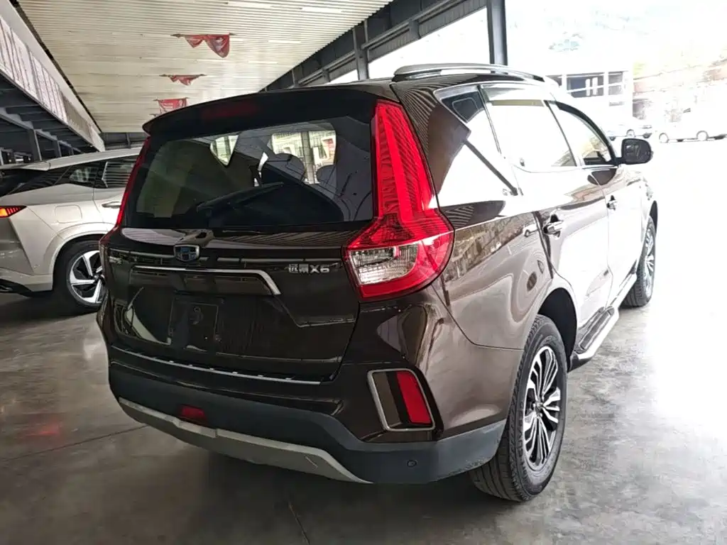 Geely Vision X6 — миниатюра 7