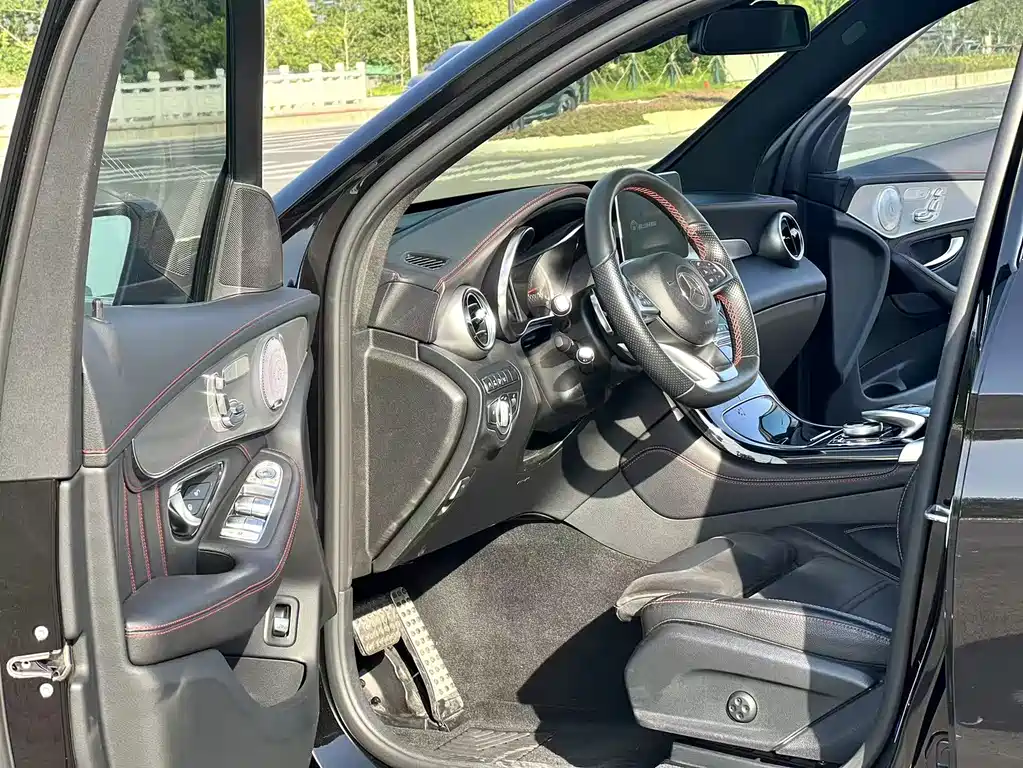 Mercedes-Benz GLC A MG 2017 AMG GLC 43 4MATIC