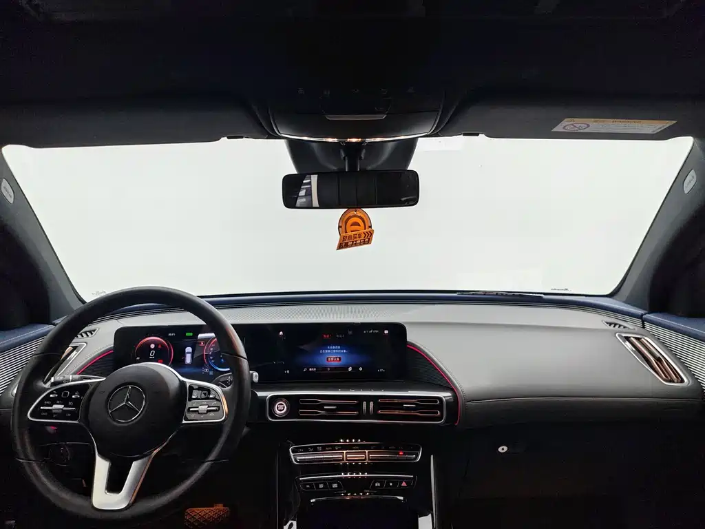 Mercedes-Benz EQC — миниатюра 3