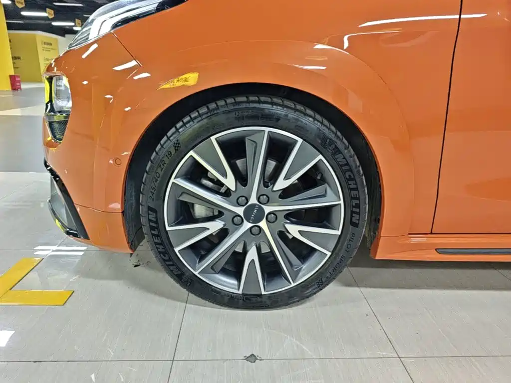 Lynk & Co 02 Hatchback — миниатюра 23