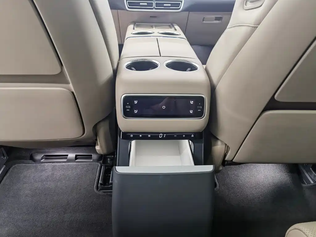 Li Auto Li L9 — миниатюра 8