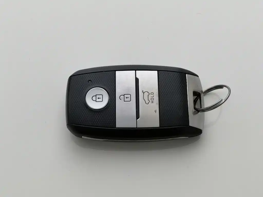 Kia Carens — миниатюра 19