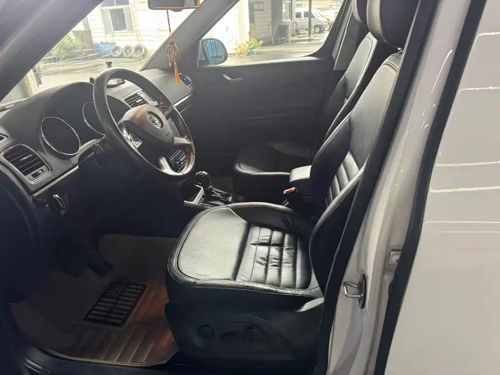Skoda Yeti — миниатюра 9