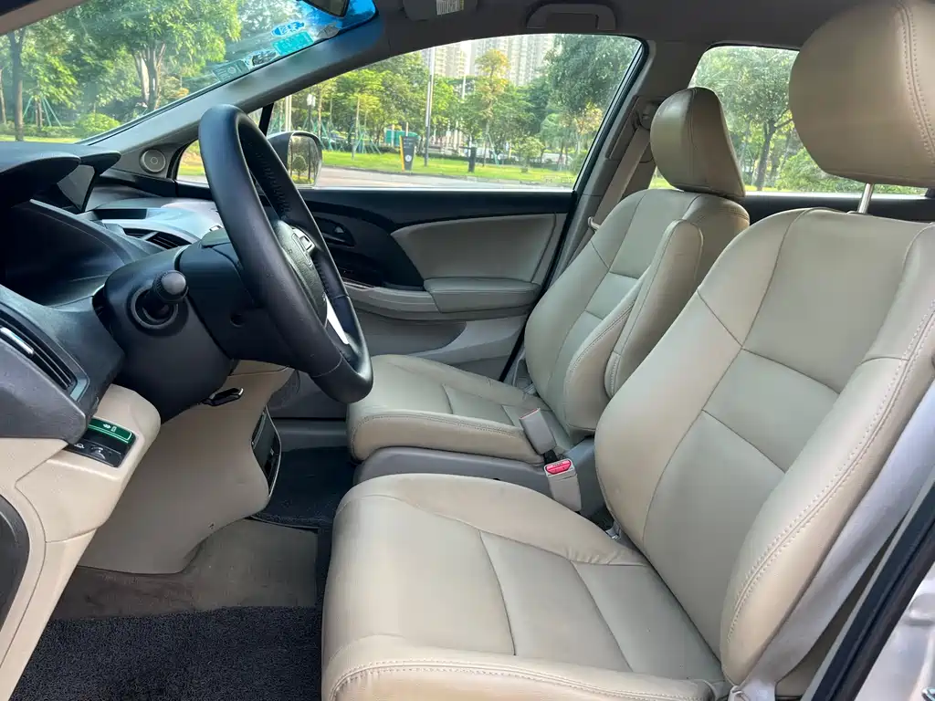 Honda Odyssey 2.4L Comfort Edition, фото 10
