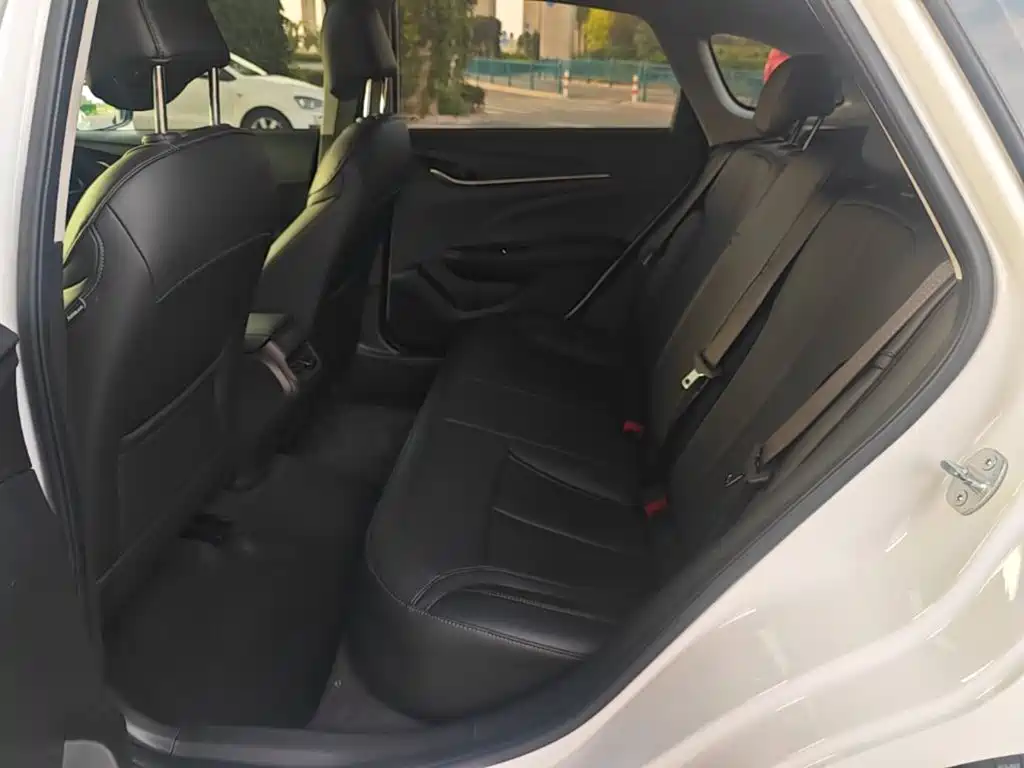 Buick Excelle — миниатюра 17