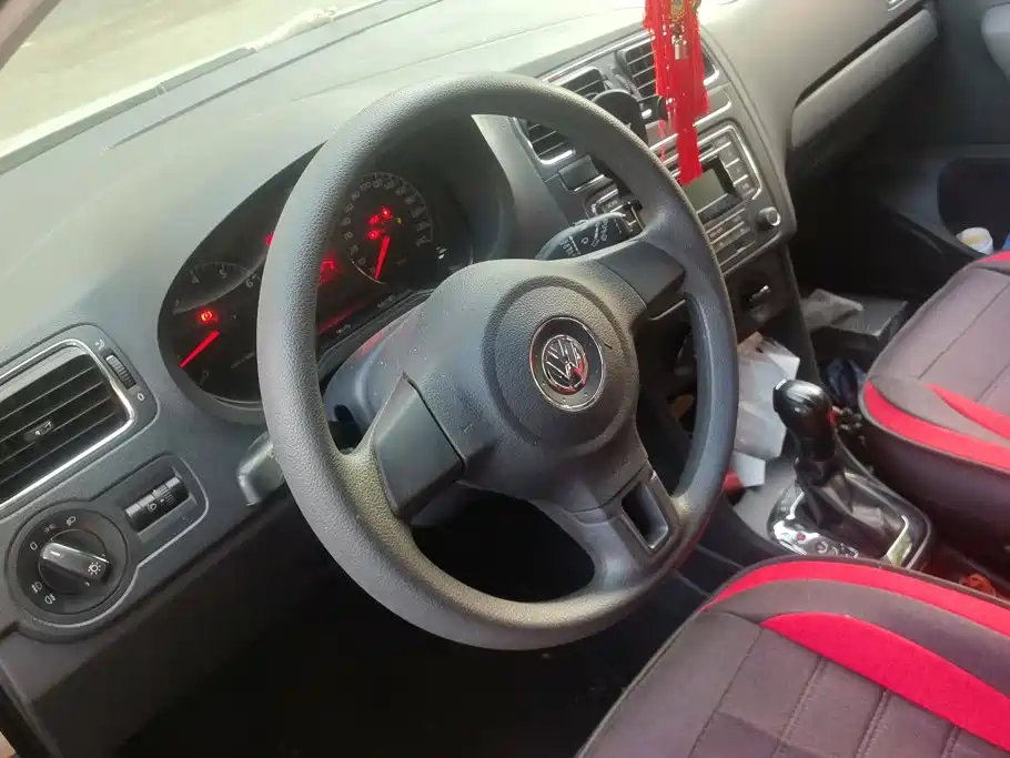 Volkswagen Polo — миниатюра 15