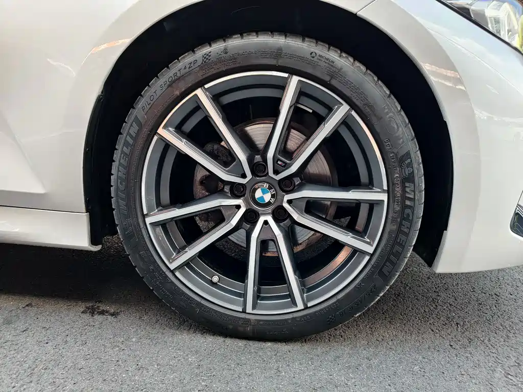 BMW 3 Series — миниатюра 4