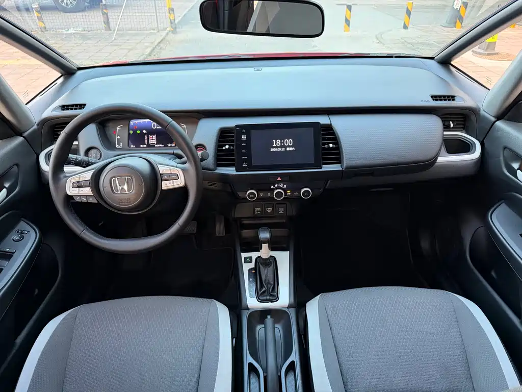 Honda Fit — миниатюра 9