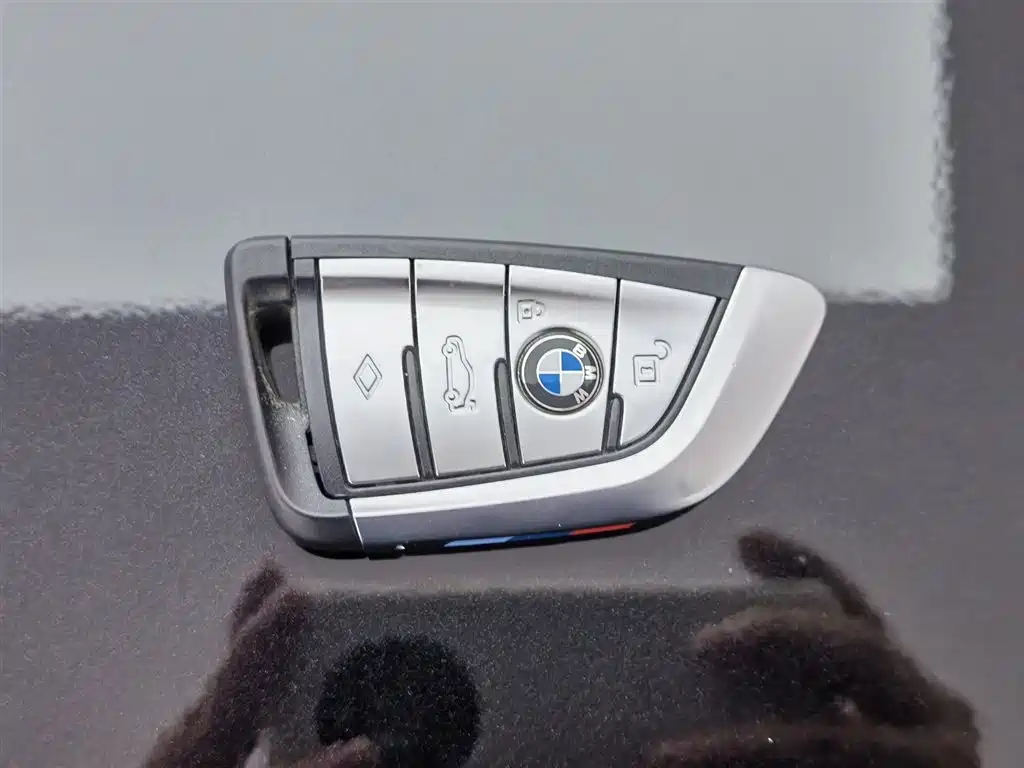 BMW 5 SERIES NEW ENERGY