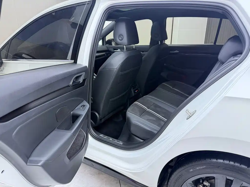 Volkswagen Golf — миниатюра 16