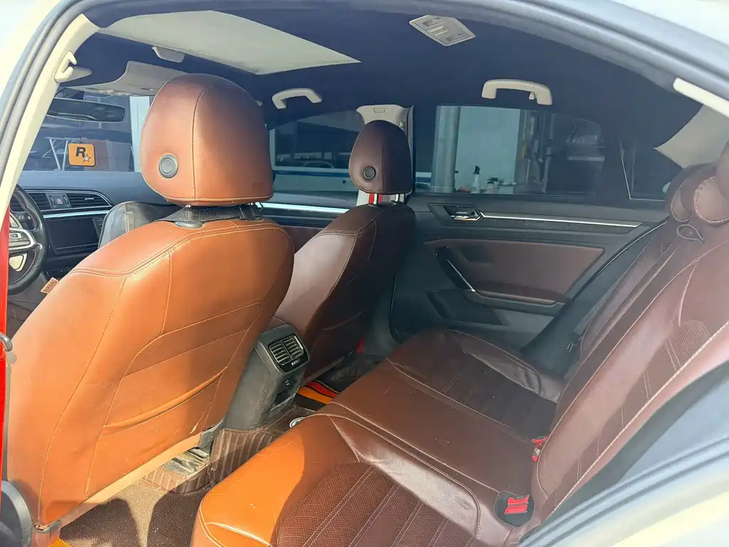 Volkswagen Lamando — миниатюра 5