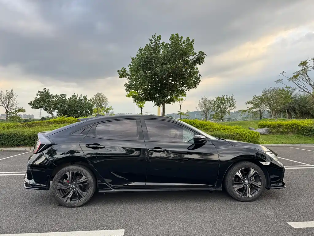 Honda Civic — миниатюра 4