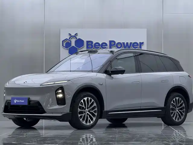 2025 Nio ES6