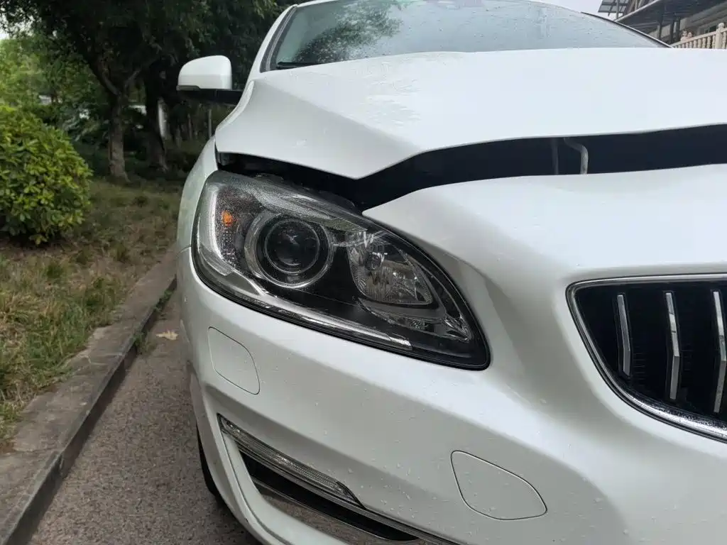 Volvo S60 — миниатюра 7