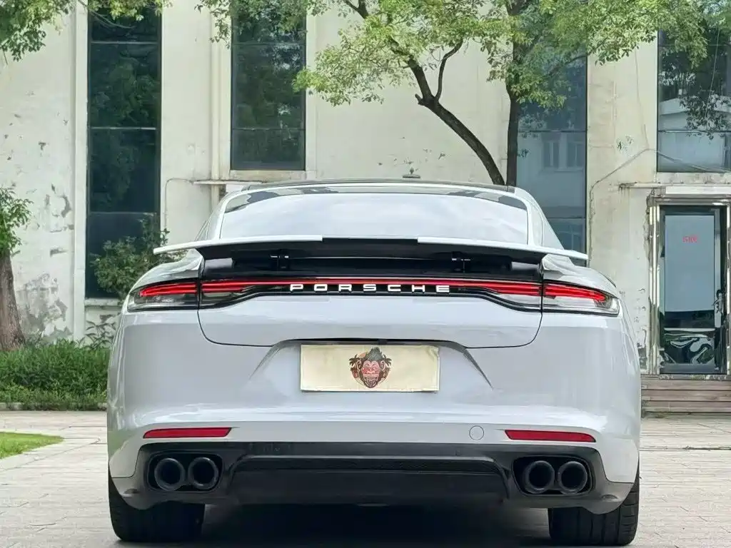 Porsche Panamera — миниатюра 8