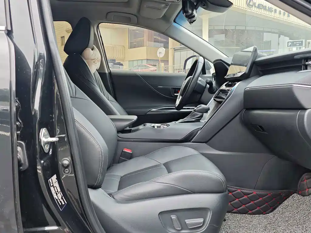 Toyota Harrier — миниатюра 5