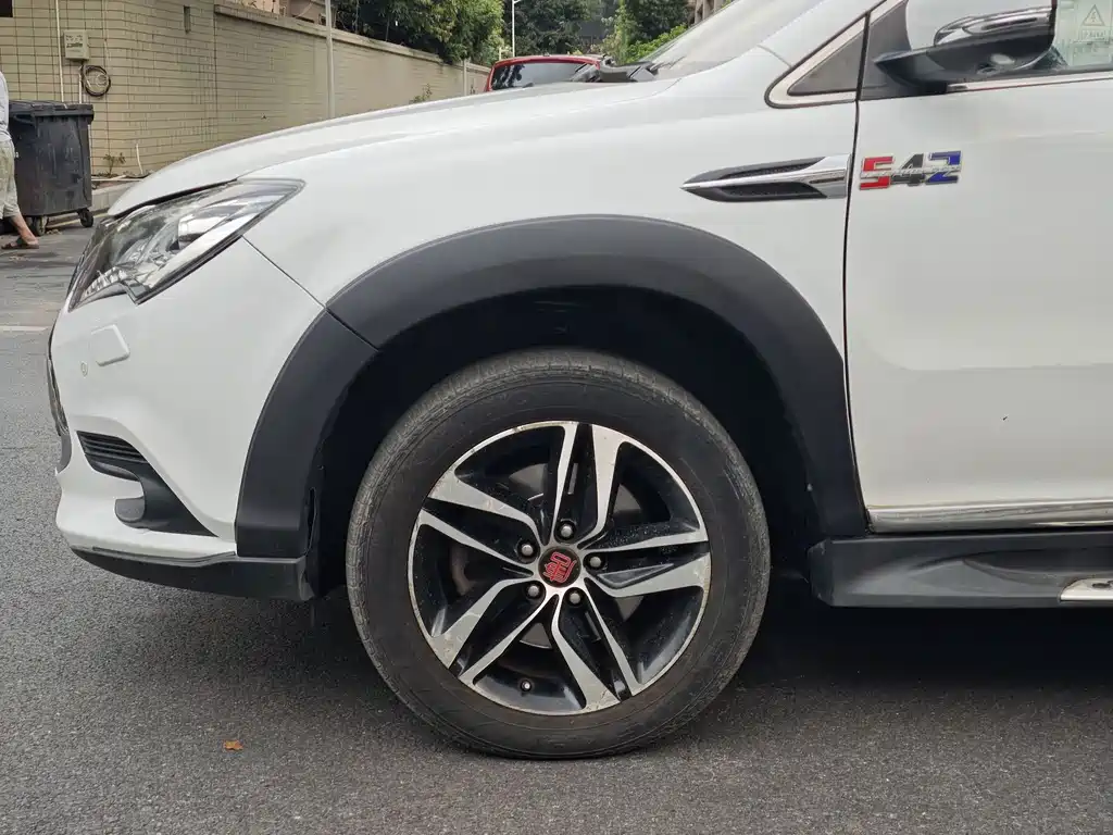 BYD Tang New Energy — миниатюра 7