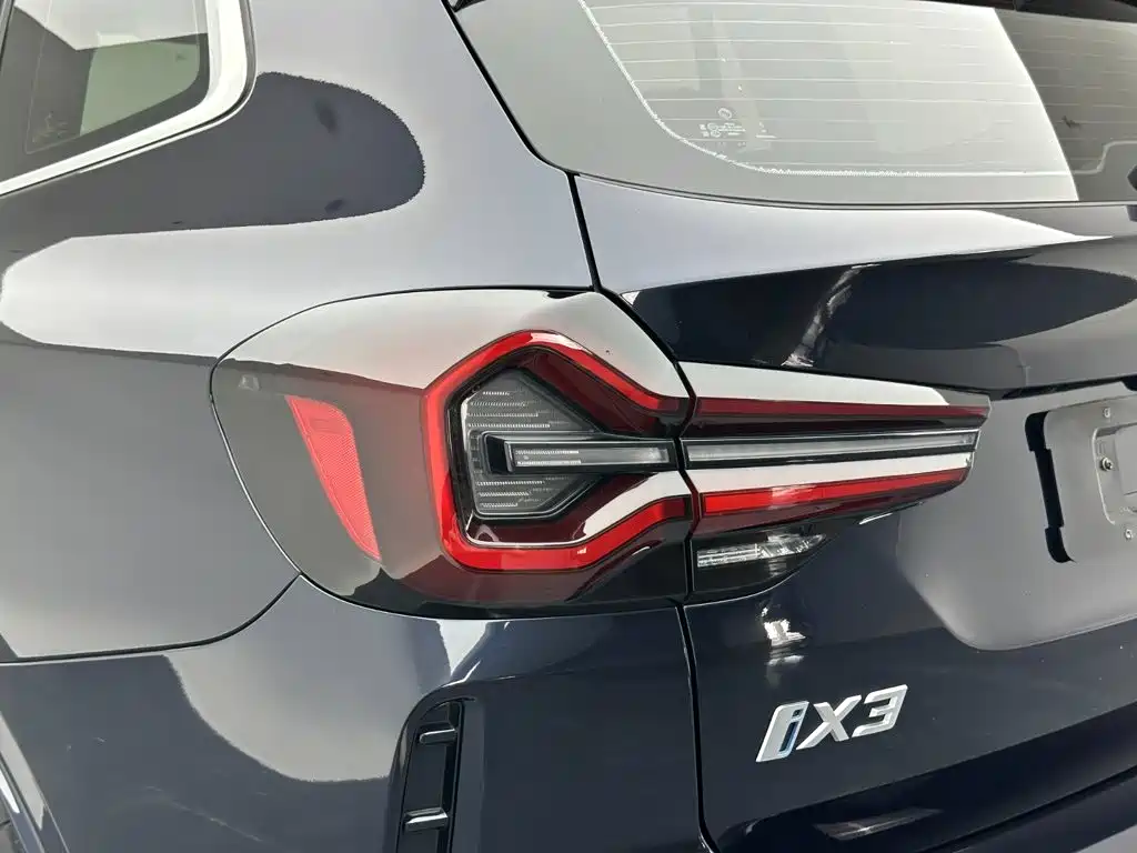 BMW iX3 — миниатюра 27