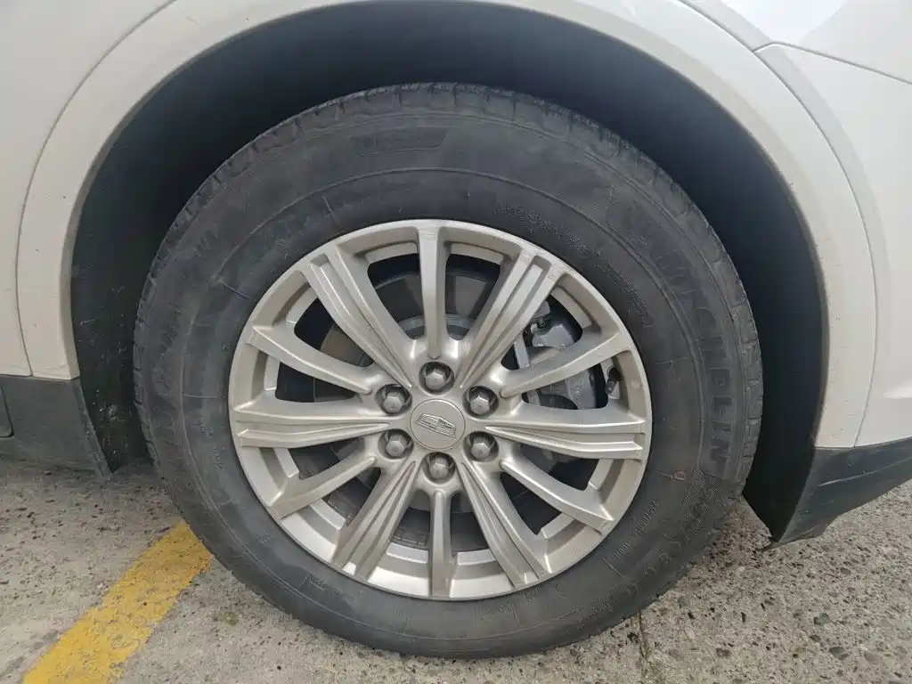 Cadillac XT5 — миниатюра 9