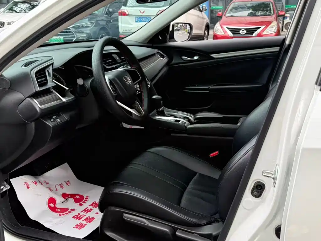 Honda Civic — миниатюра 11