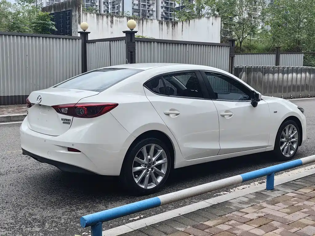 Mazda 3 Axela — миниатюра 5