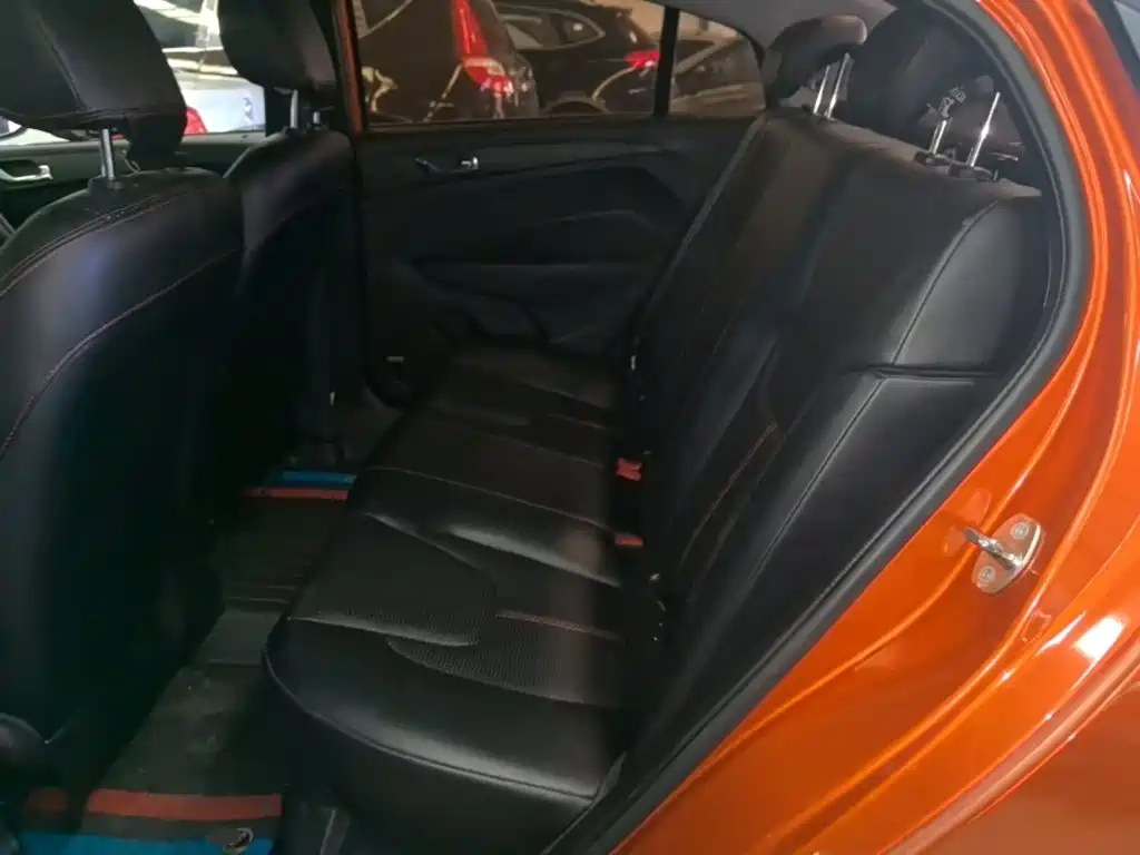 Chery Arrizo 5 — миниатюра 17