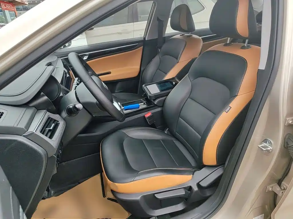 Geely Emgrand GL — миниатюра 15