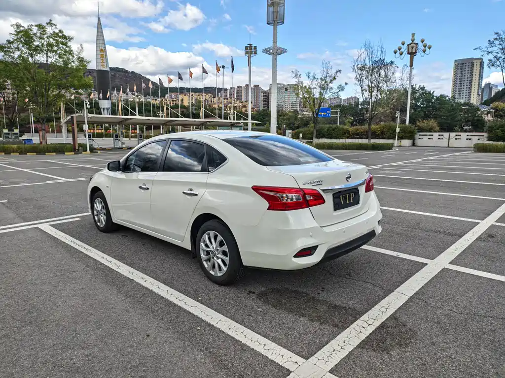 Nissan Sylphy — миниатюра 7
