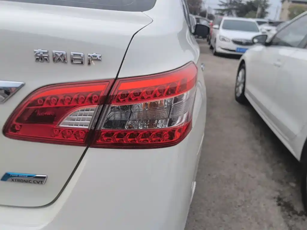 Nissan Sylphy — миниатюра 8