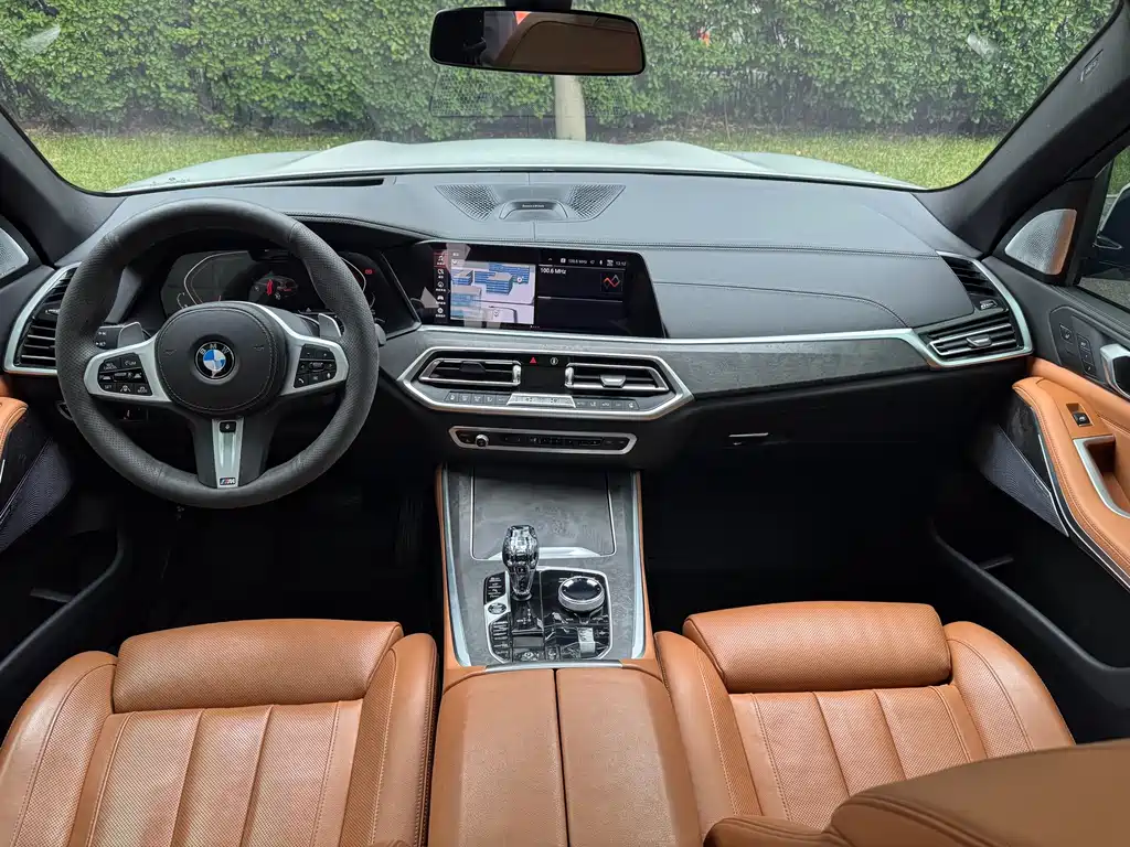 BMW X5 (Import) — миниатюра 17