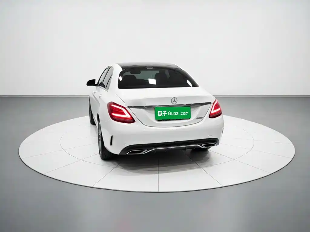 Mercedes-Benz C-Class — миниатюра 3