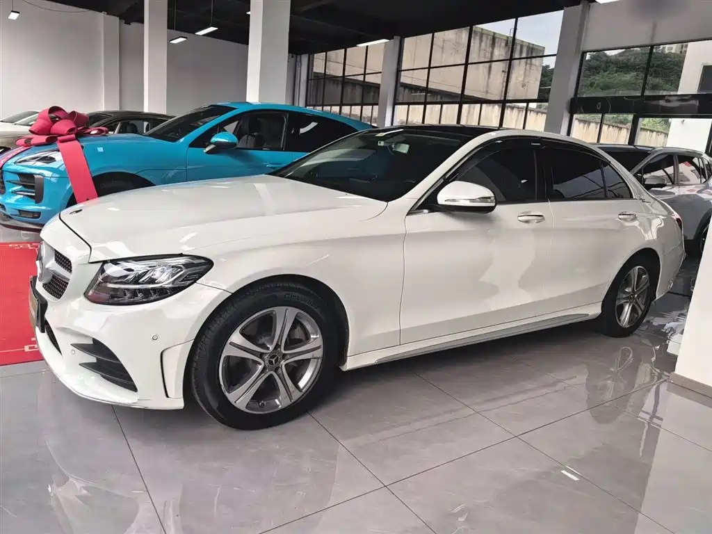MERCEDES-BENZ C CLASS