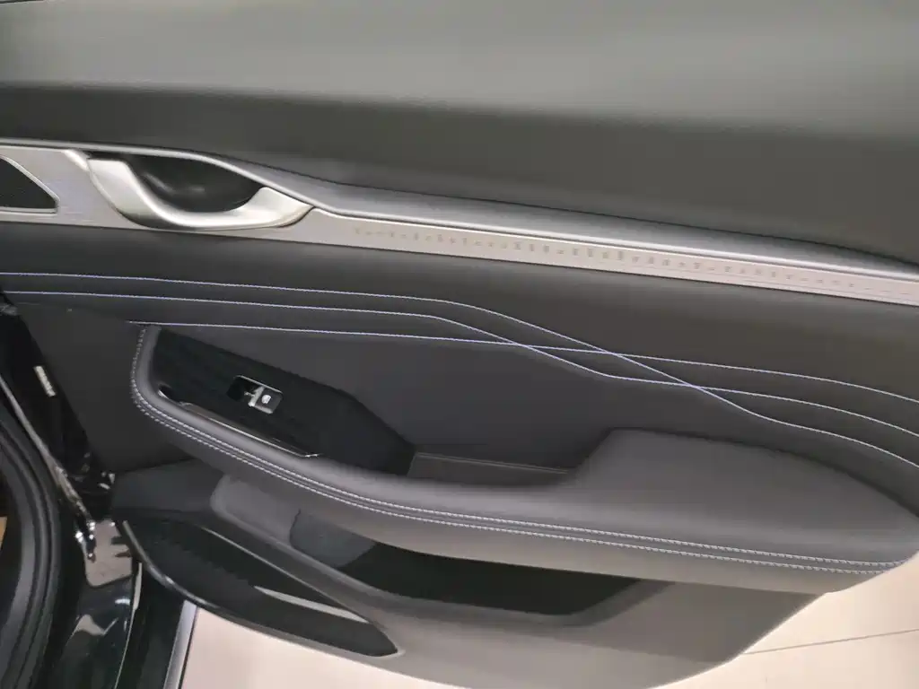 Geely Xingrui — миниатюра 9